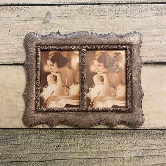 Silver Victorian looking double 4X6 frame. - Picture 2 of 5
